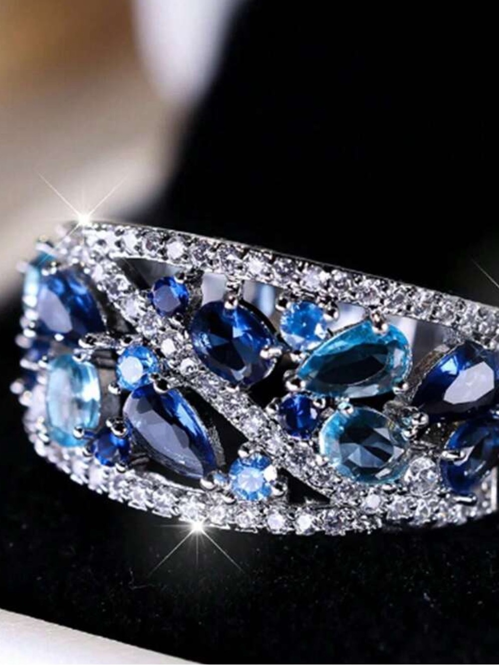 Silver-Toned Blue Multi-Gemstone Statement Ring SIZE 8